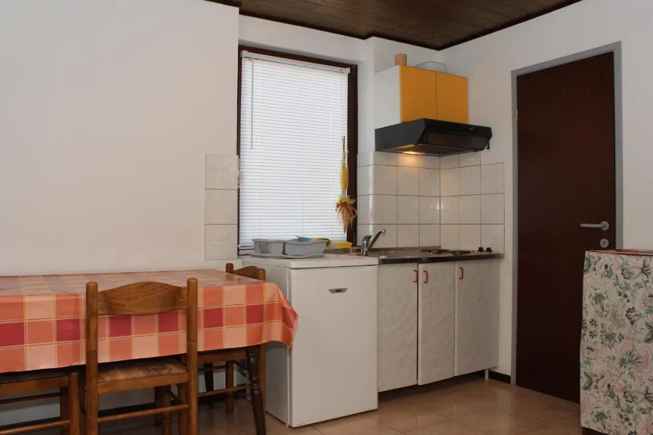 Apartments With A Parking Space Dolinci, Umag - 7111